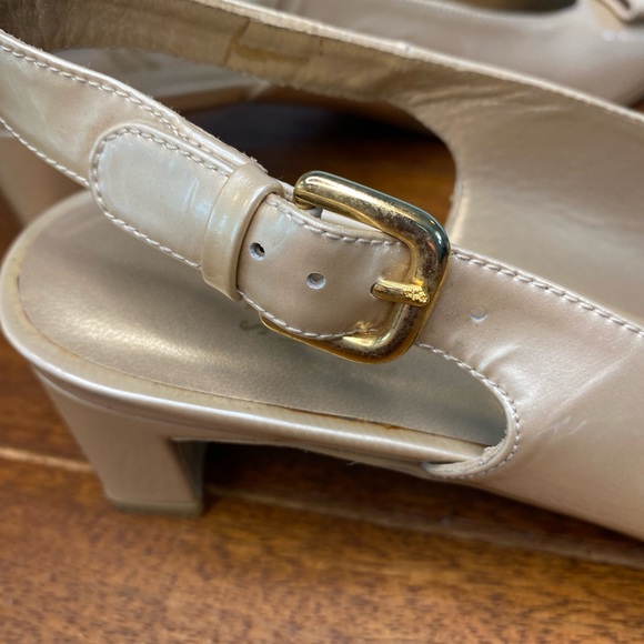 Stuart Weitzman Slingback Peep Toe Shoes - Picture 9 of 16